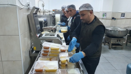 RAMAZAN AYI BOYUNCA 300 KİŞİNİN EVİNE İFTAR YEMEĞİ İKRAM EDİLECEK.