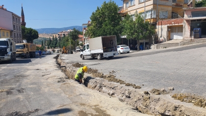 DEMİRCİ’DE DOĞAL GAZ YENİ ANA HAT ÇALIŞMALARINA BAŞLANDI.