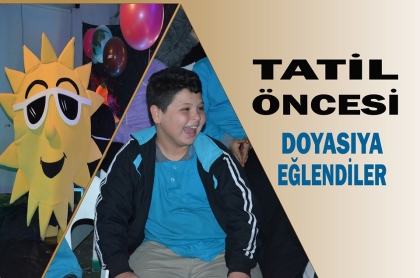 MÜZİKLERLE EĞLENDİLER, GEZEGENLERİ ÖĞRENDİLER