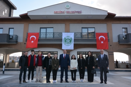 ÖĞRENCİLERDEN VİYANA DÖNÜŞÜ TEŞEKKÜR ZİYARETİ