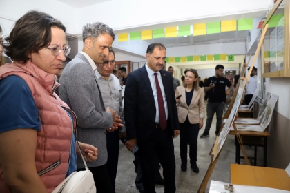 MESLEK YÜKSEKOKULU’NDA EROZYON VE BİTKİ SERGİSİ