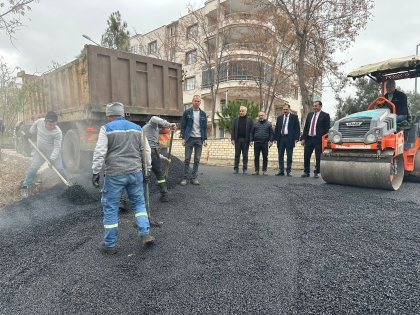 ASFALTLAMA ÇALIŞMALARI SÜRÜYOR 