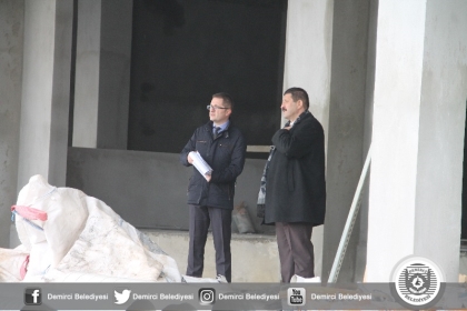 BAŞKAN SELÇUK, KENT MERKEZİNDE İNCELEMELERDE BULUNDU