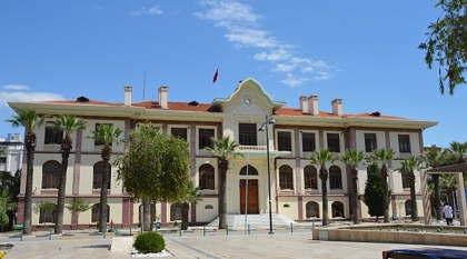  MANİSA VALİLİĞİNDE GÖREV DEĞİŞİMİ