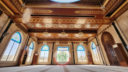 ÜRDÜN NABELL ABDULLAH CAMİNİN AHŞAP DEKORASYONU VE HALILARI DEMİRCİ’DE HAZIRLANDI