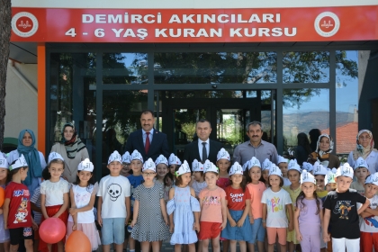 DEMİRCİ AKINCILARI 4-6 YAŞ KUR’AN KURSU YAZ DÖNEMİ KAPANIŞ PROGRAMI YAPILDI