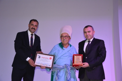 DEMİRCİ'DE 2024 YILI AHİSİ KAHVECİ RAGIP SARSILMAZER