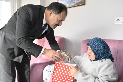 DEMİRCİ’DE 3 ARALIK DÜNYA ENGELLİLER GÜNÜ