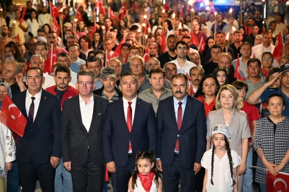 ZAFER BAYRAMI VE KURTULUŞ FESTİVALİ FENER ALAYI VE KONSER İLE TAÇLANDI