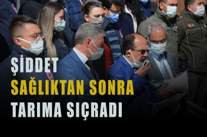 DEMİRCİ'DE VETERİNER HEKİME DARP İDDİASI PROTESTO EDİLDİ