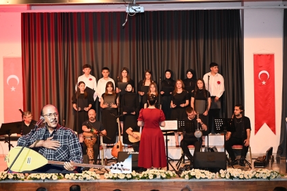 BOZKIRIN TEZENESİ NEŞET ERTAŞ UNUTULMAZ BİR PROGRAMLA ANILDI