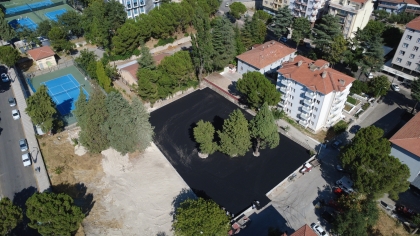 PRESTİJ CADDESİNE YENİ AÇIK OTO PARK ALANI