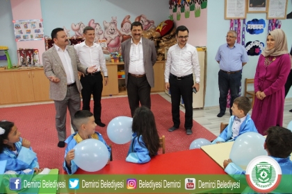 6 BİN ÖĞRENCİ KARNE SEVİNCİ YAŞADI