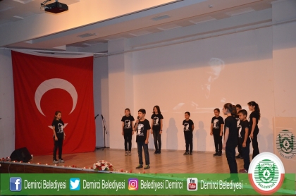 GAZİ MUSTAFA KEMAL ATATÜRK VEFATININ 81'İNCİ YILDÖNÜMÜNDE ANILDI.